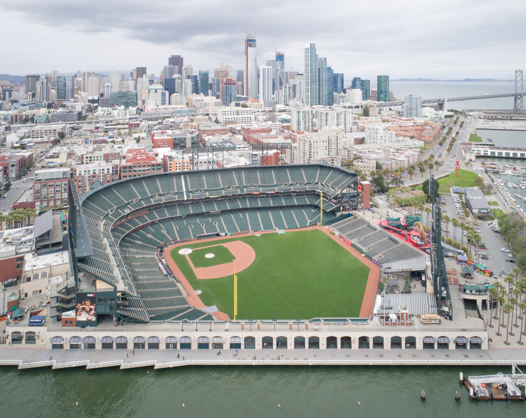 Venue and atmosphere